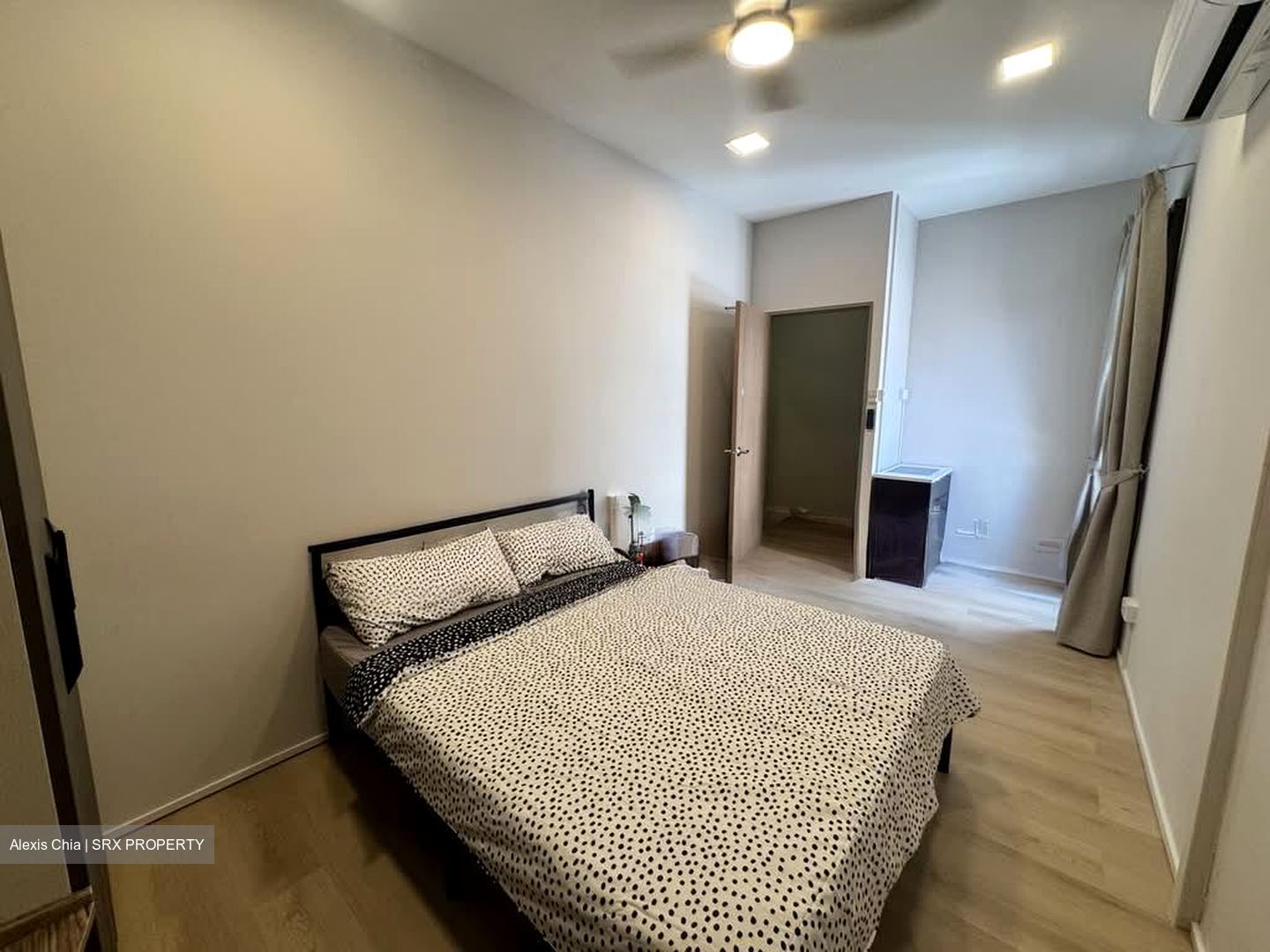 Geylang Road (D14), Shop House #607000231